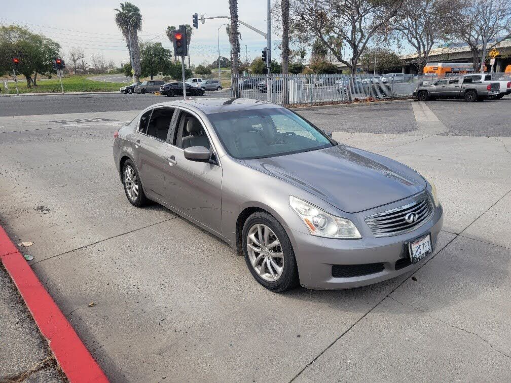 2009 INFINITI G37