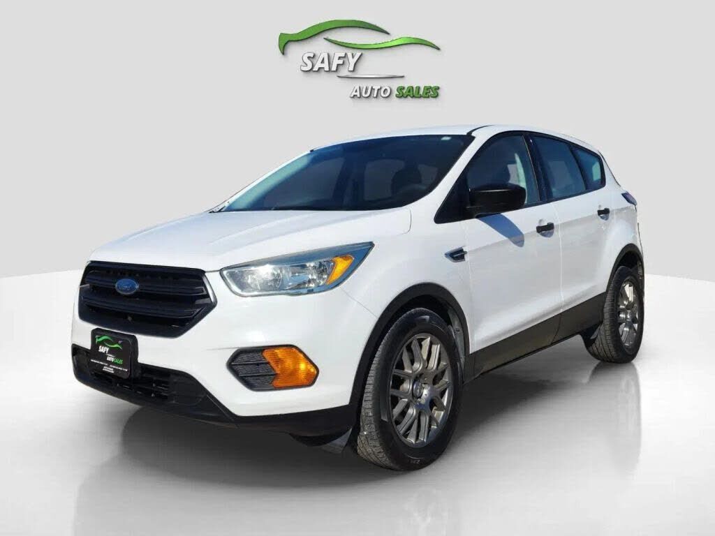2017 FORD Escape