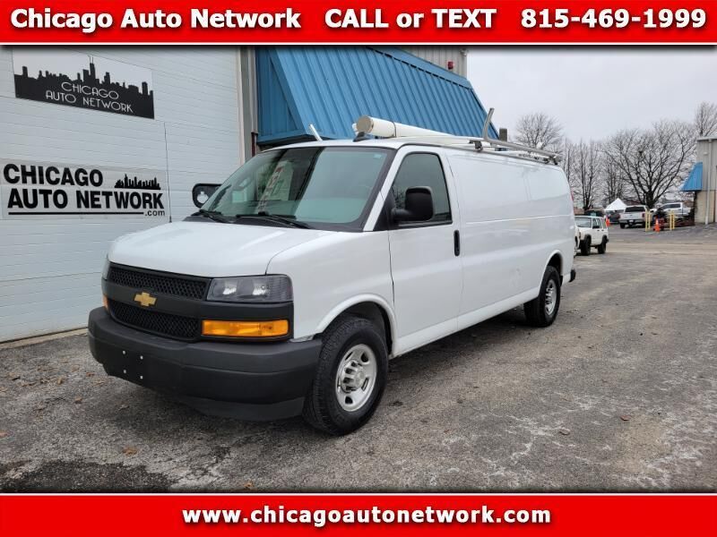 2020 CHEVROLET Express