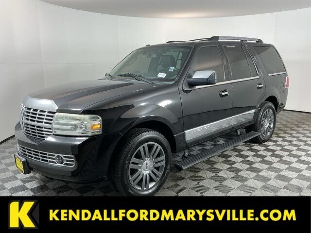 2011 LINCOLN Navigator