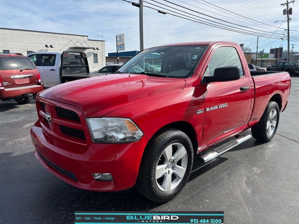 2012 DODGE Ram