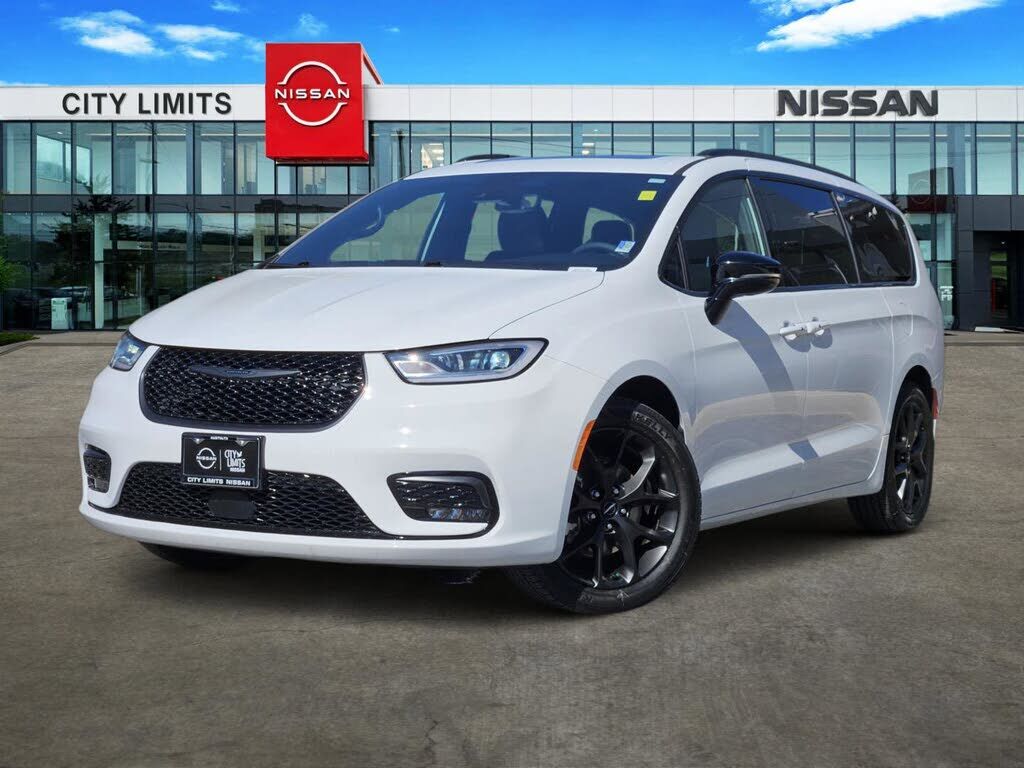 2025 CHRYSLER Pacifica