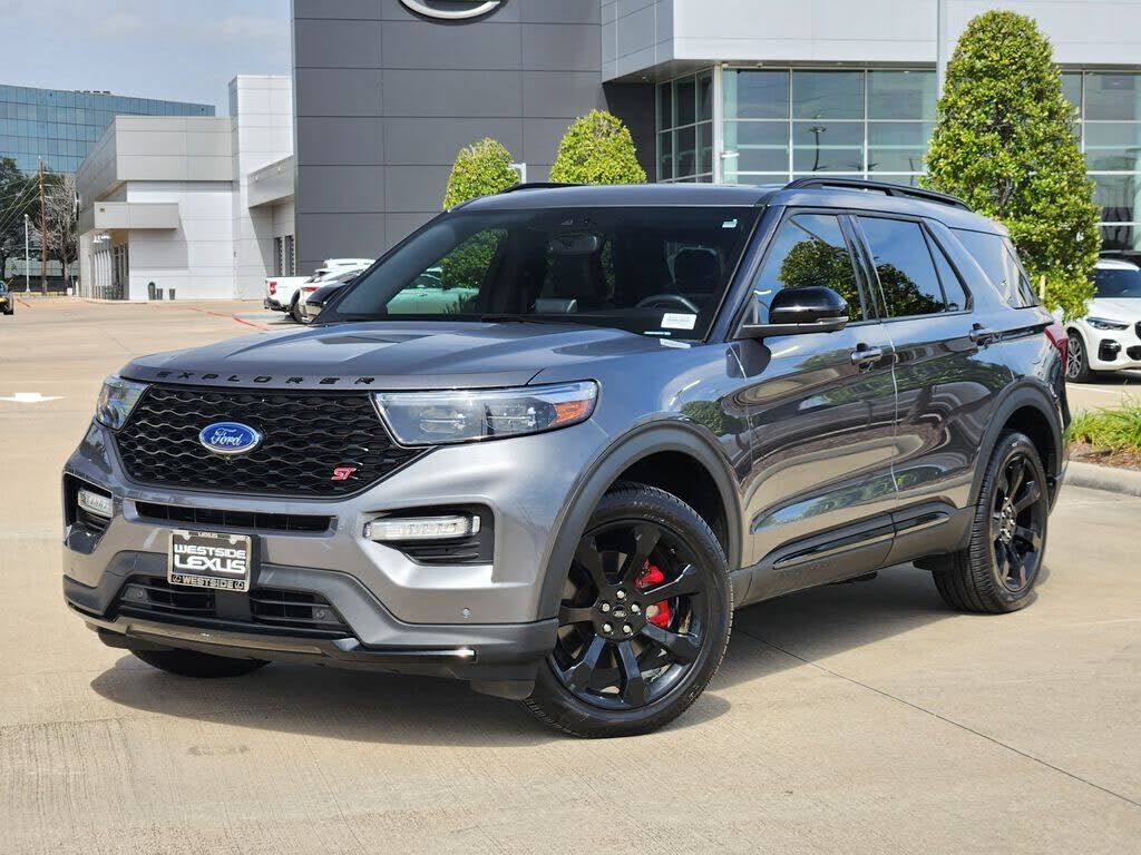 2022 FORD Explorer