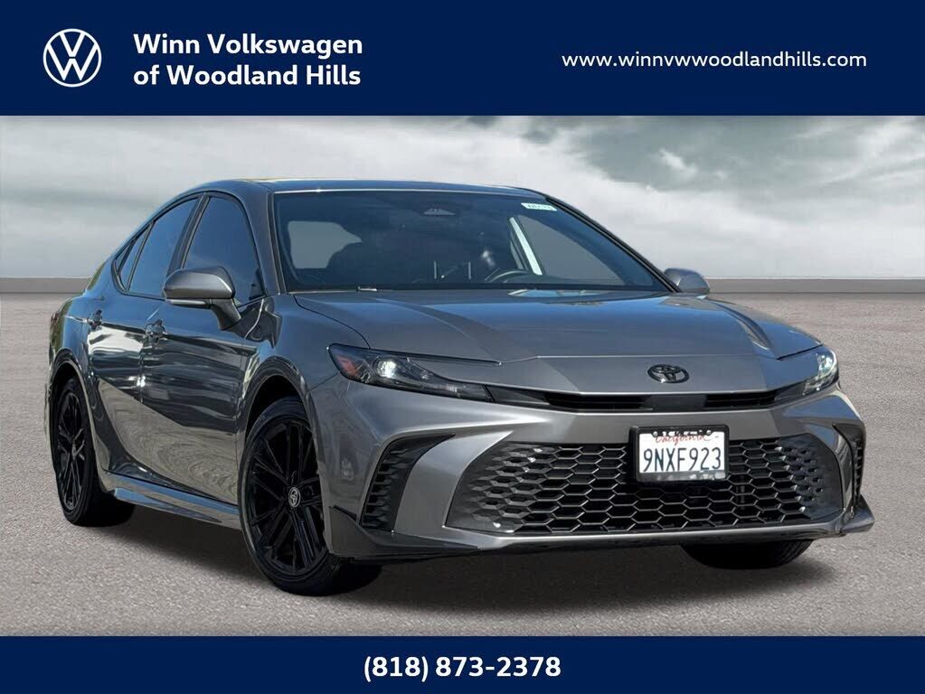 2025 TOYOTA Camry
