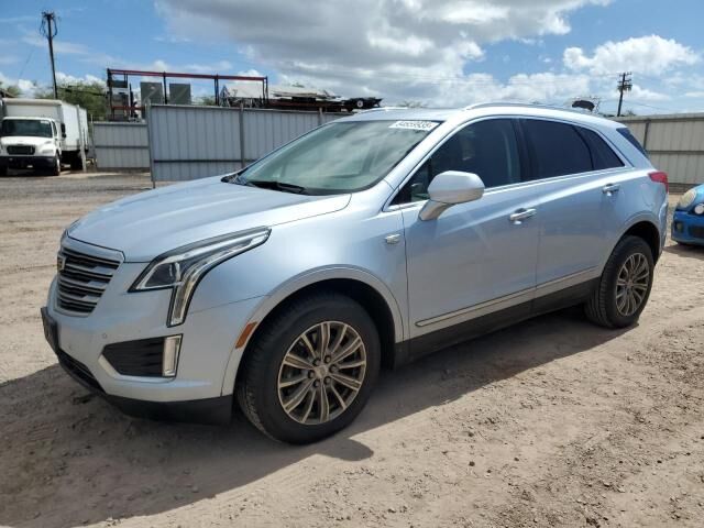 2017 CADILLAC XT5
