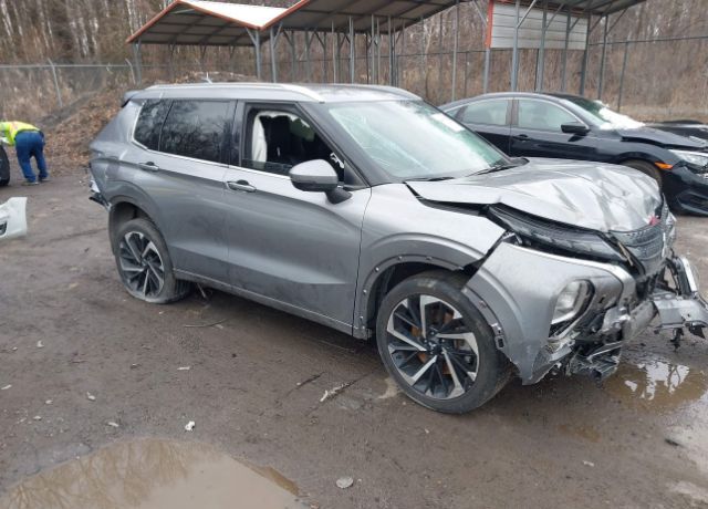 2022 MITSUBISHI Outlander
