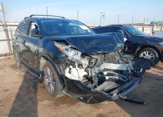 2017 TOYOTA Highlander