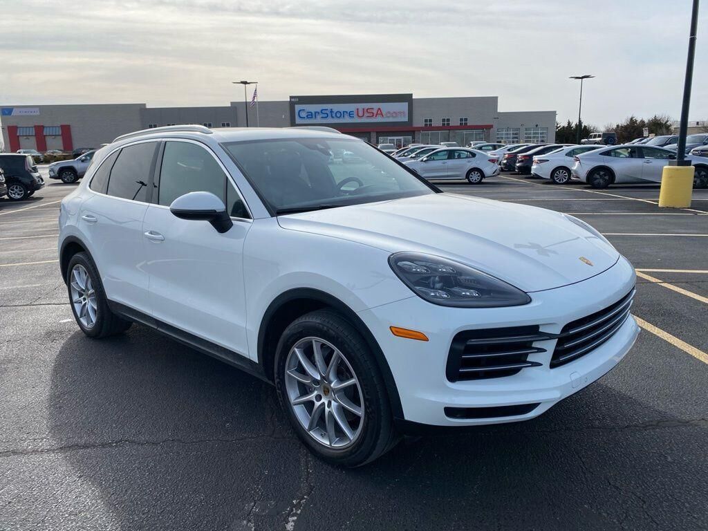 2019 PORSCHE Cayenne
