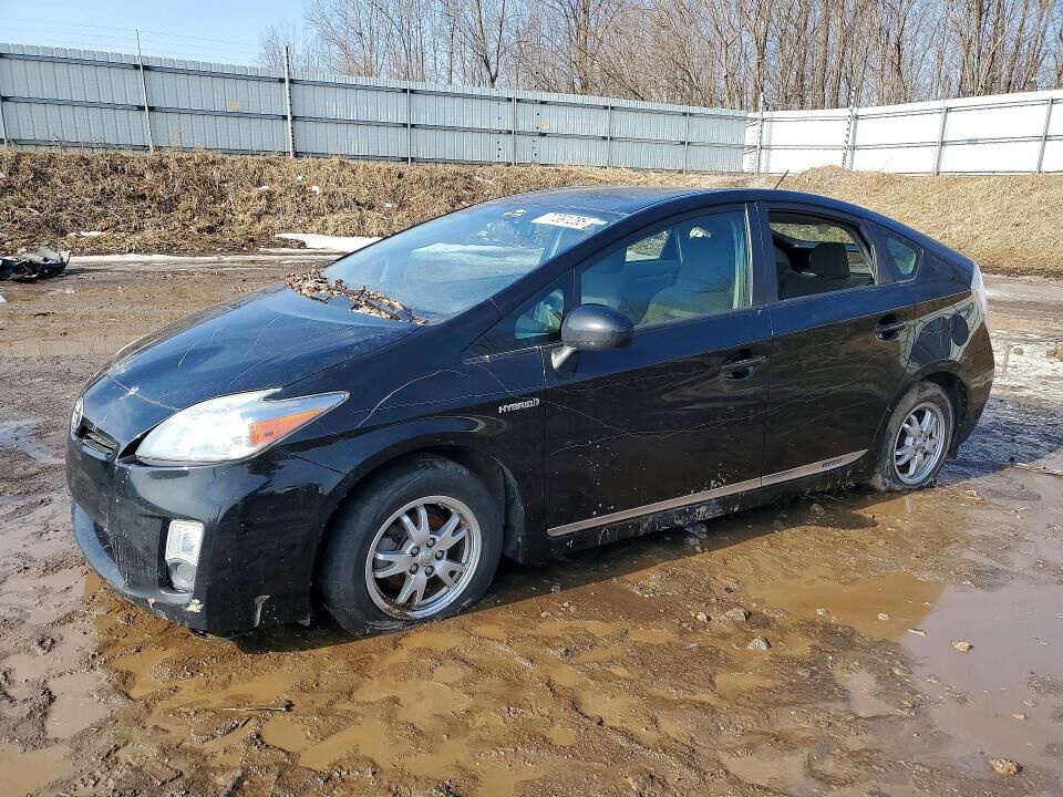 2011 TOYOTA PRIUS