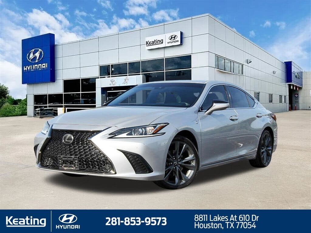 2019 LEXUS ES