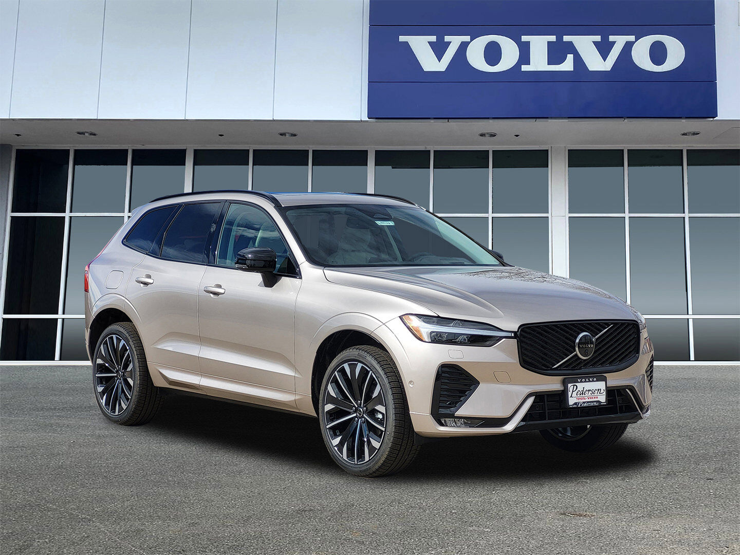 2026 VOLVO XC60