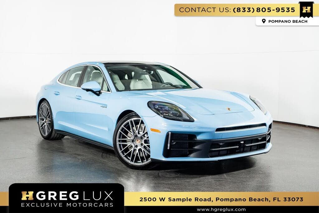 2025 PORSCHE Panamera