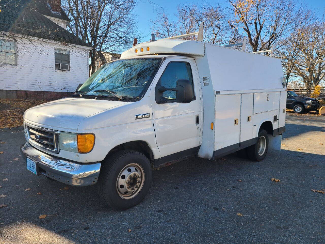 2006 FORD E-350