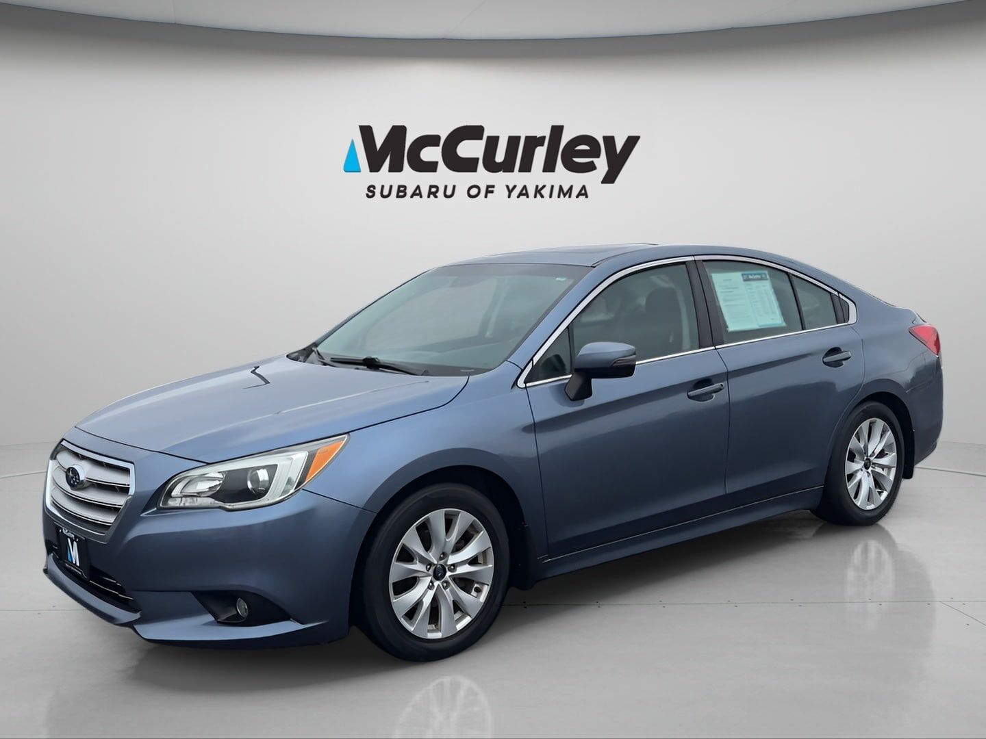 2016 SUBARU Legacy