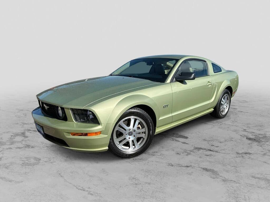 2005 FORD Mustang