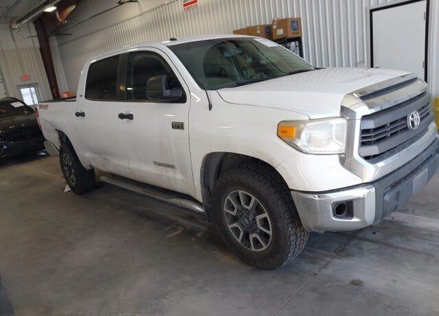 2014 TOYOTA Tundra