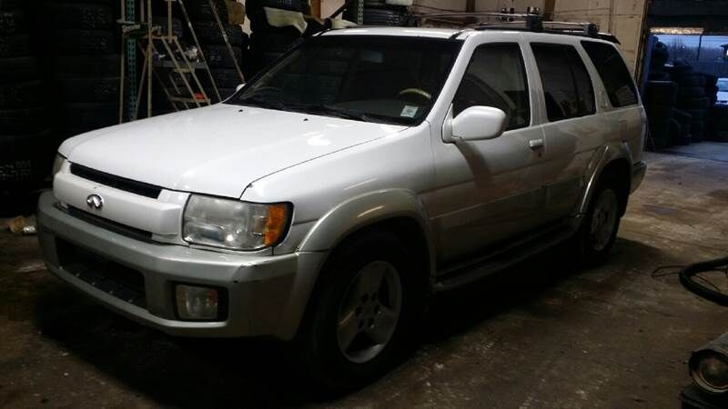 2001 INFINITI QX4