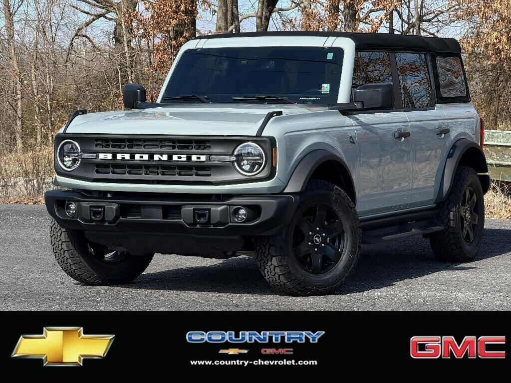 2024 FORD Bronco