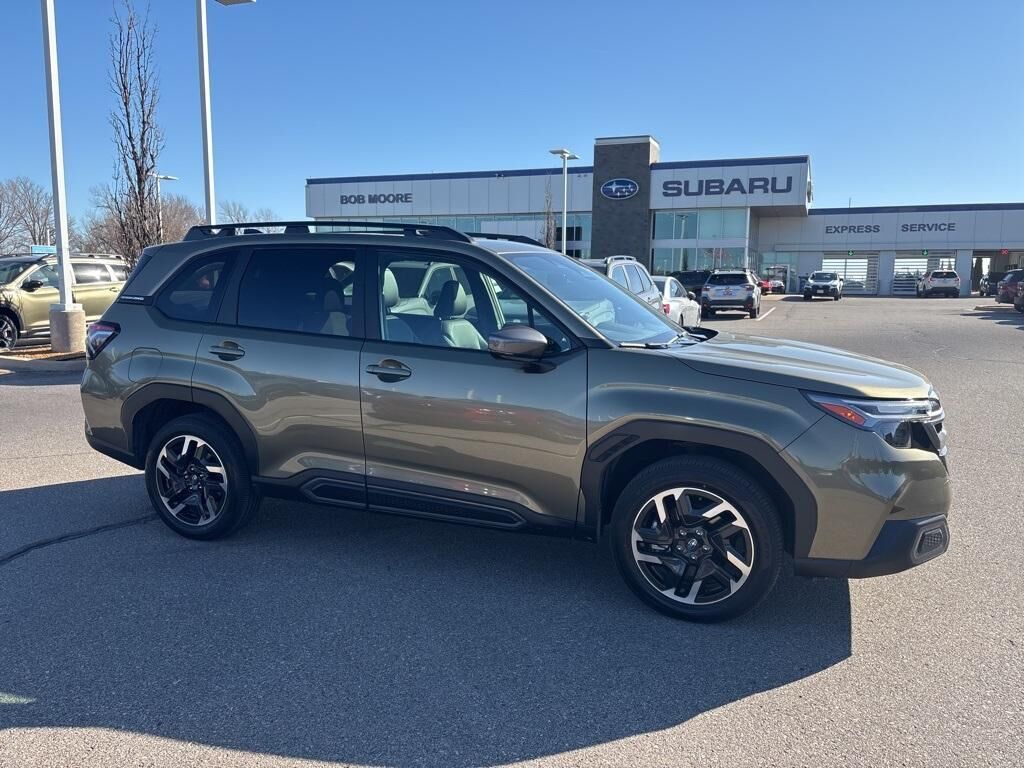 2025 SUBARU Forester