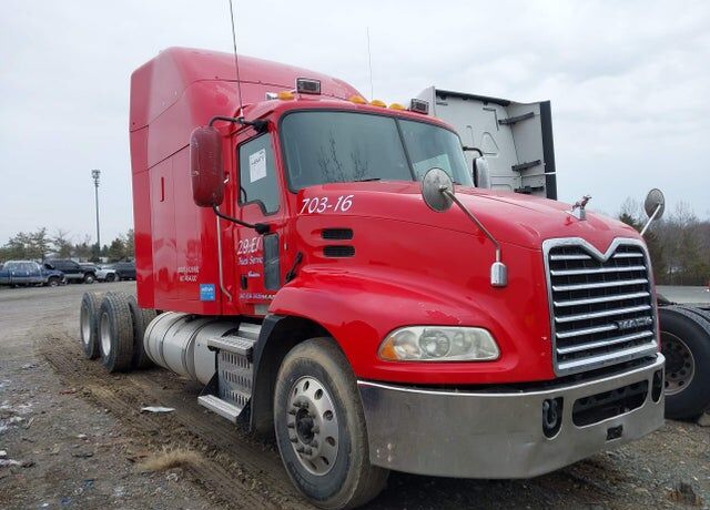 2016 MACK CXU