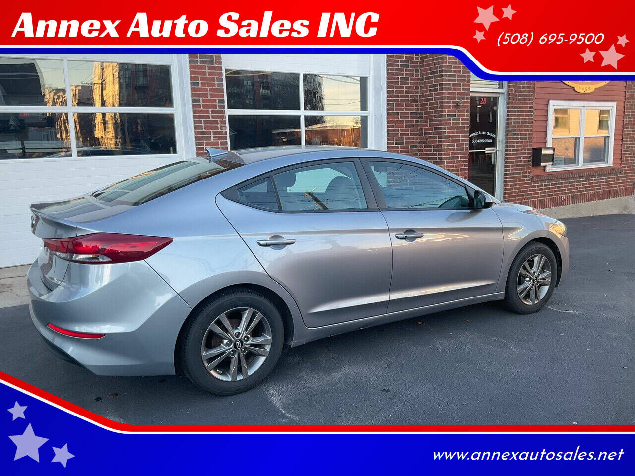 2017 HYUNDAI Elantra