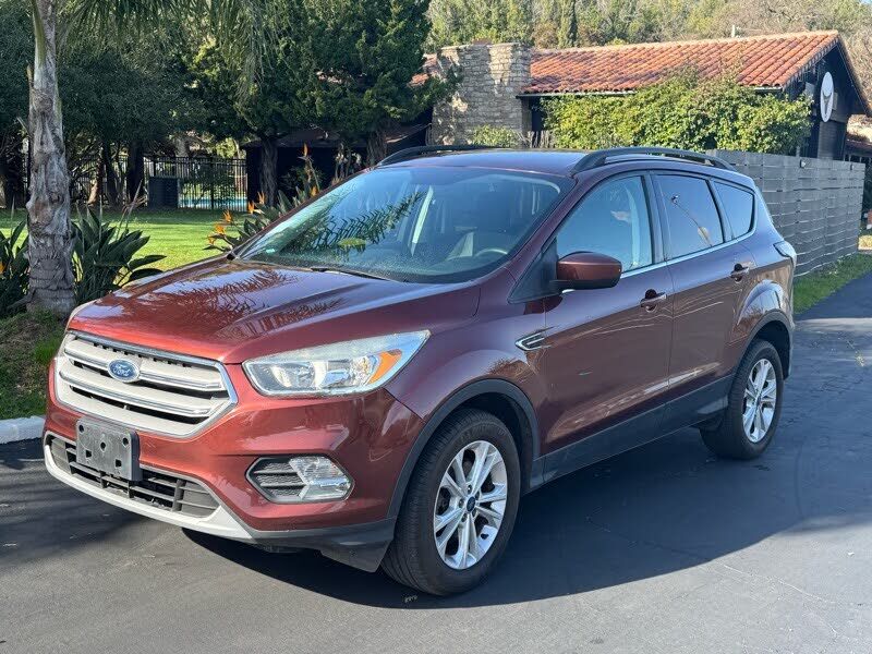 2018 FORD Escape