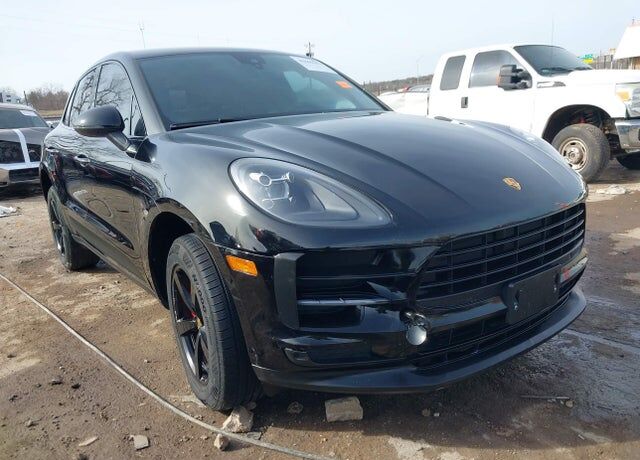2020 PORSCHE Macan