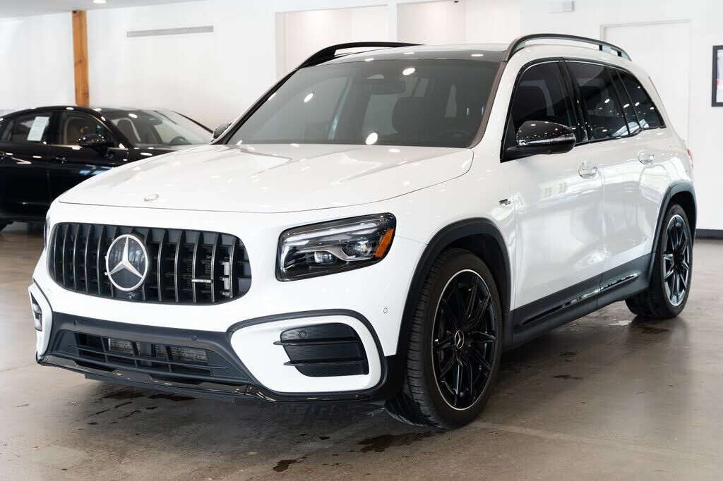 2024 MERCEDES-BENZ GLB-Class