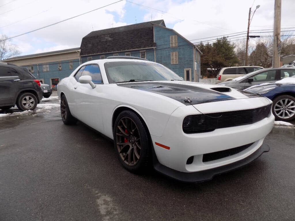 2016 DODGE Challenger