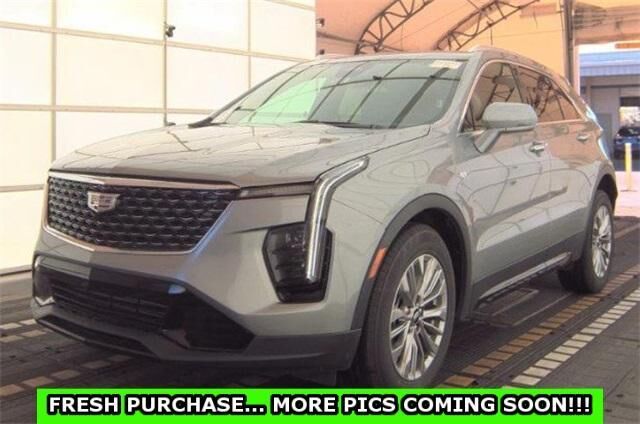 2024 CADILLAC XT4