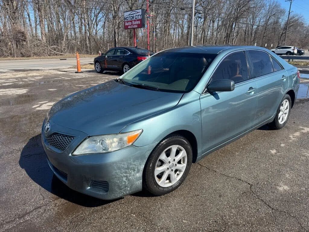 2011 TOYOTA Camry