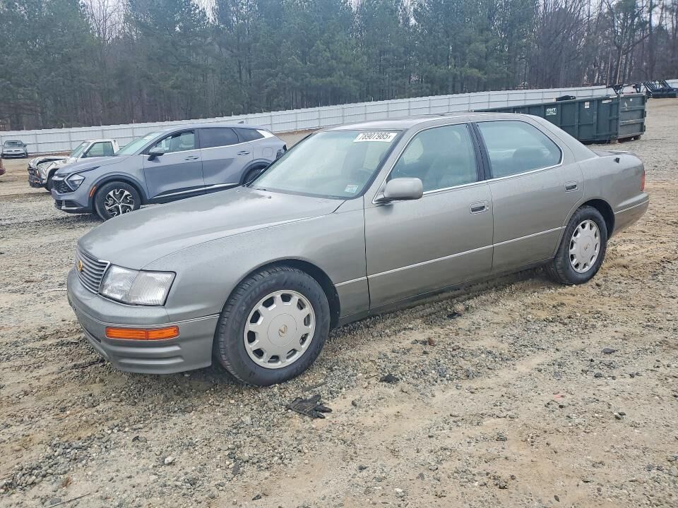 1995 LEXUS LS