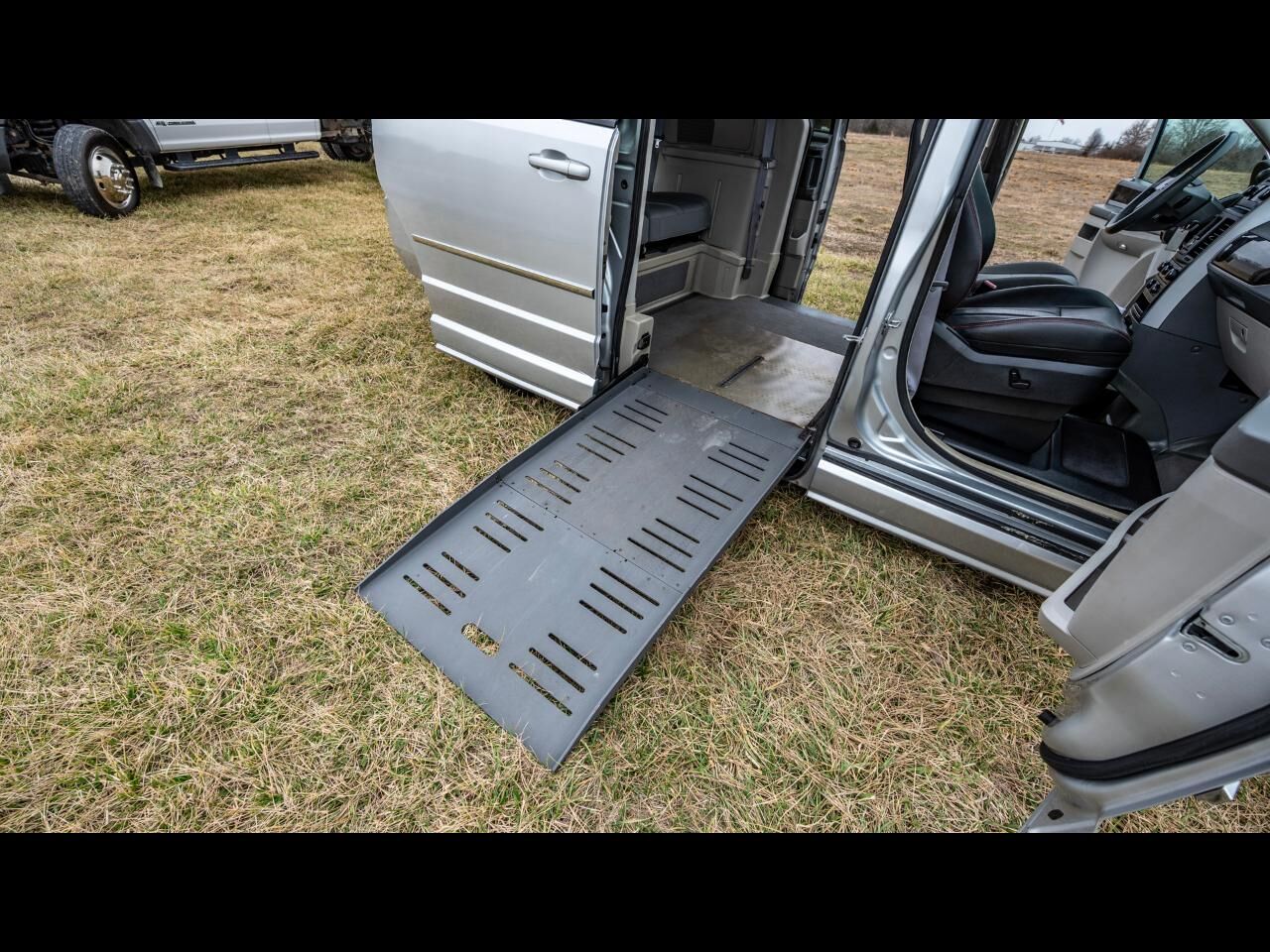 2010 DODGE Grand Caravan