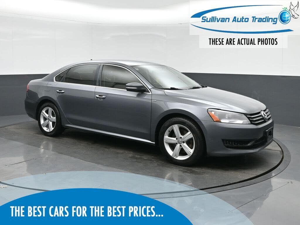 2014 VOLKSWAGEN Passat
