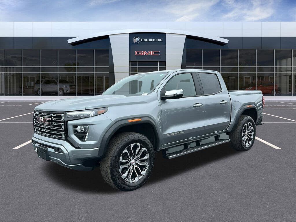 2024 GMC Canyon