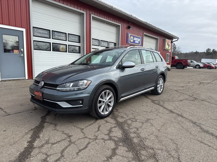 2018 VOLKSWAGEN Golf Alltrack