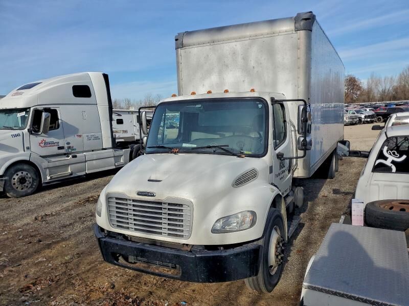 2016 FREIGHTLINER M2