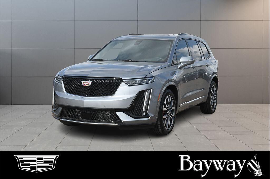 2025 CADILLAC XT6