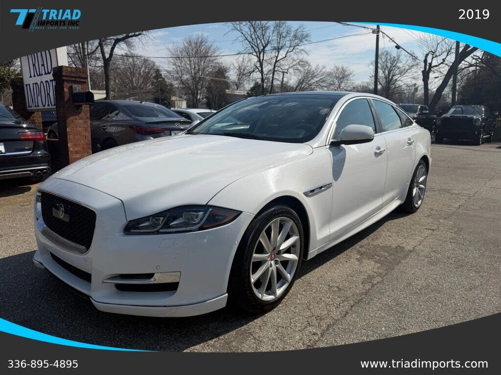 2019 JAGUAR XJ