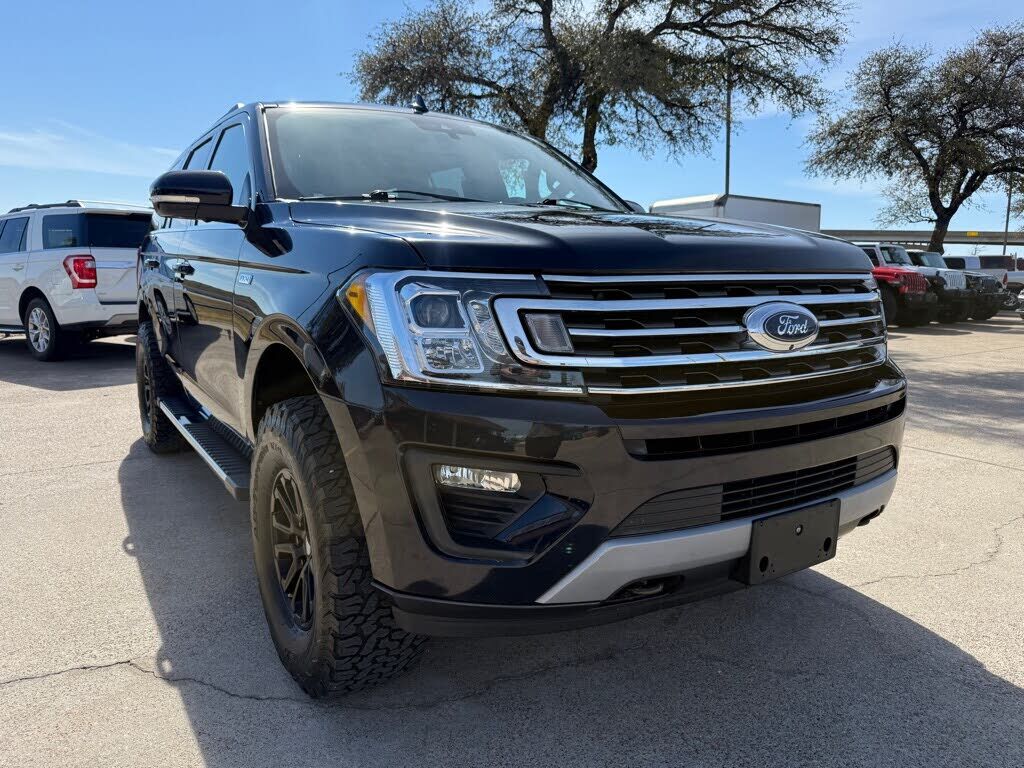 2021 FORD Expedition