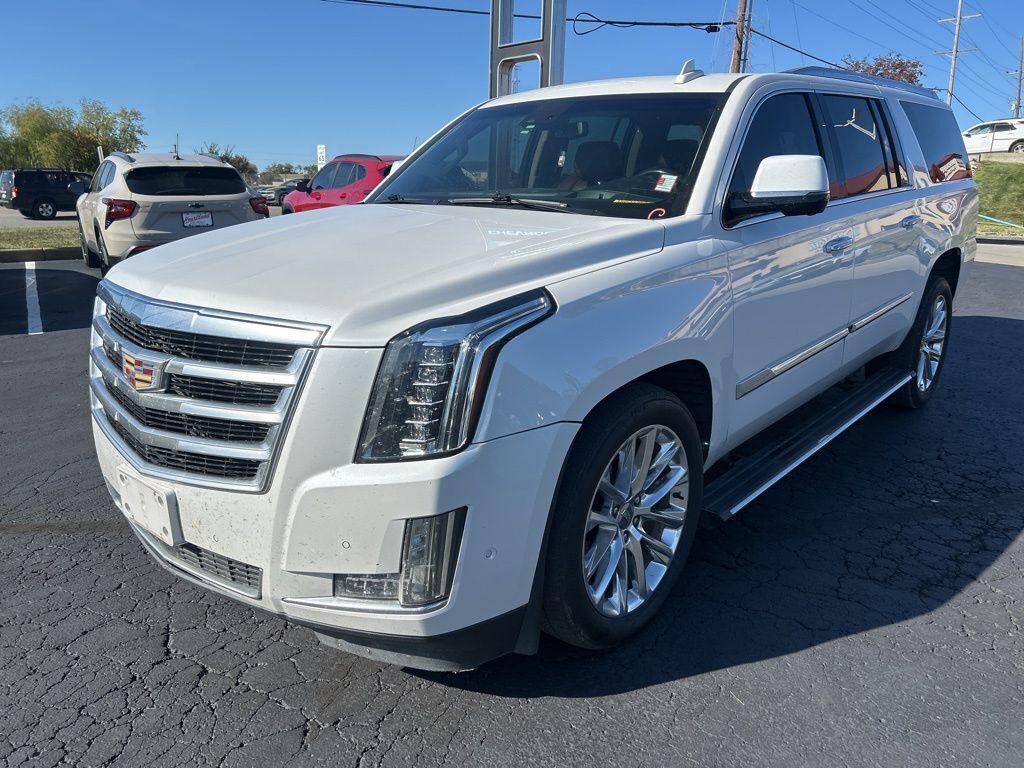 2019 CADILLAC Escalade ESV