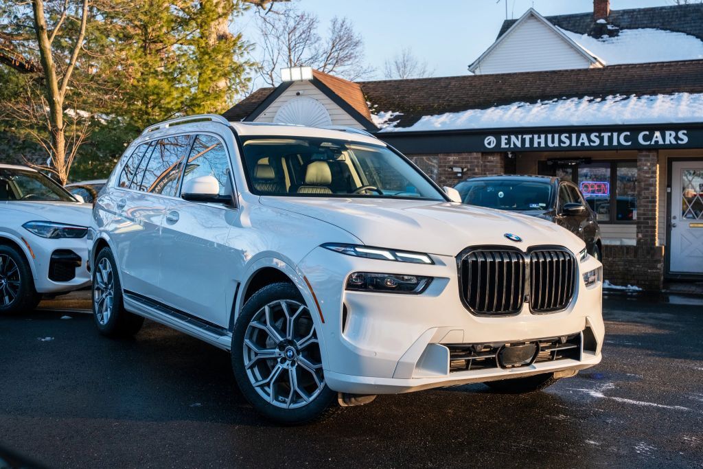 2025 BMW X7