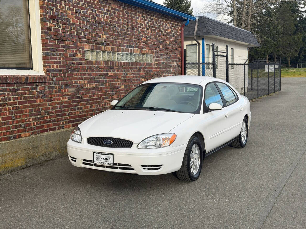 2005 FORD Taurus