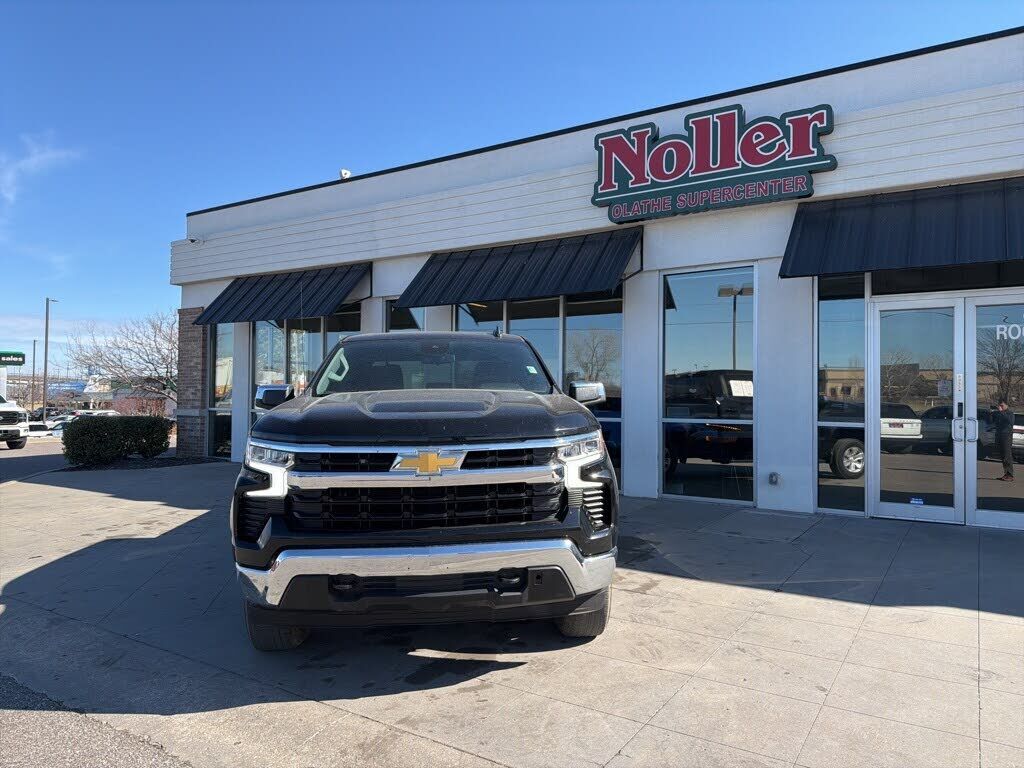 2023 CHEVROLET Silverado