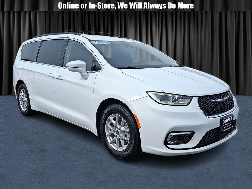 2022 CHRYSLER Pacifica