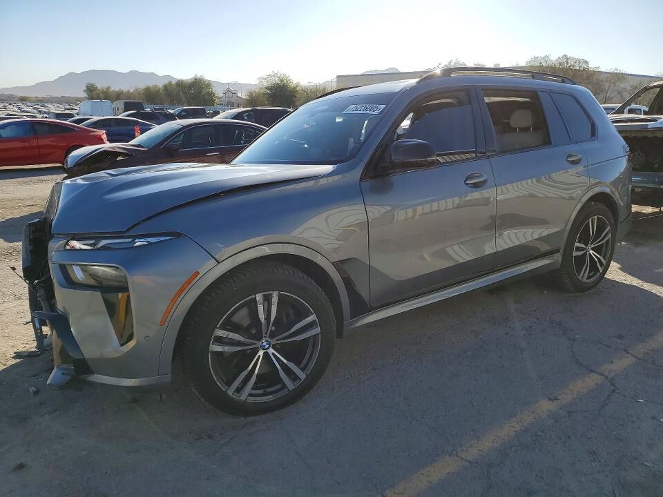 2023 BMW X7