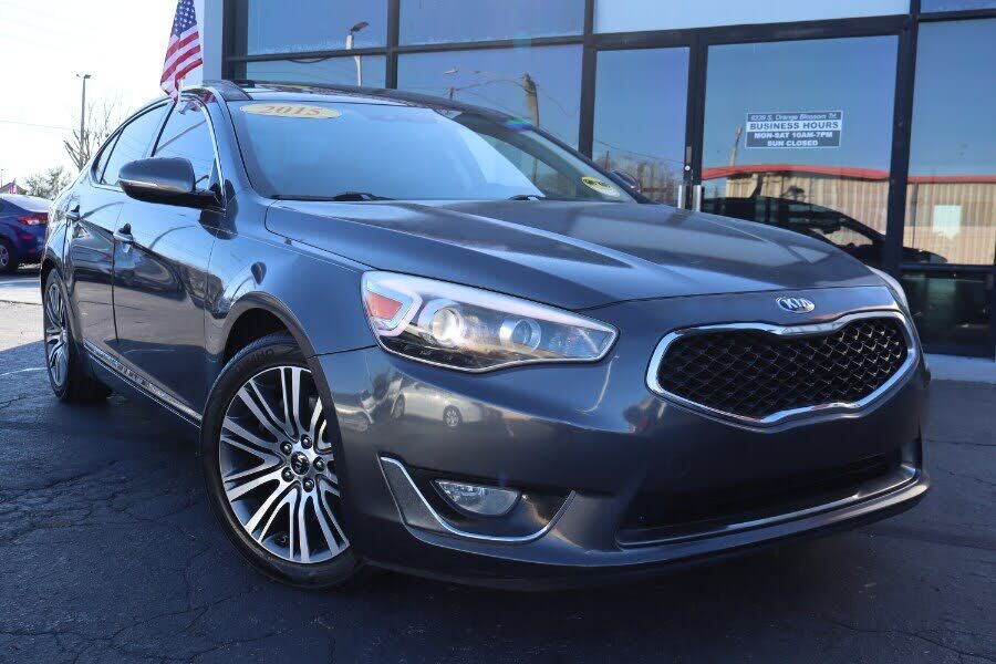 2015 KIA Cadenza
