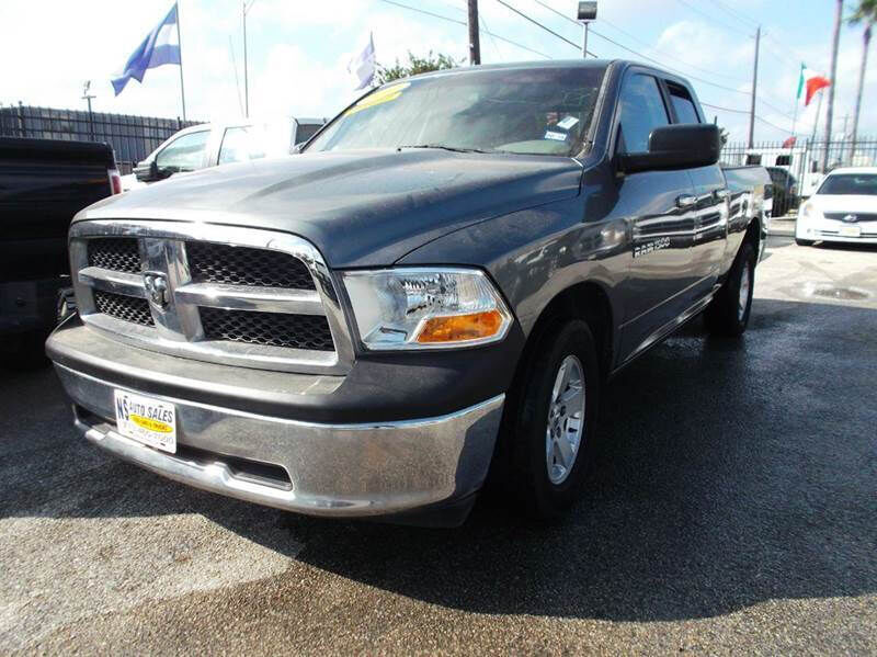 2012 DODGE Ram