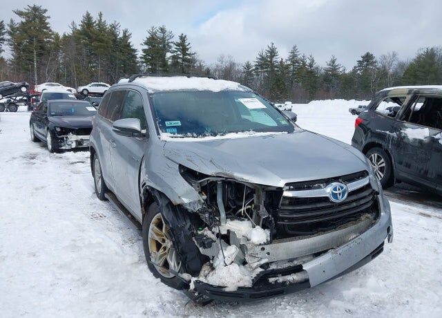 2015 TOYOTA Highlander