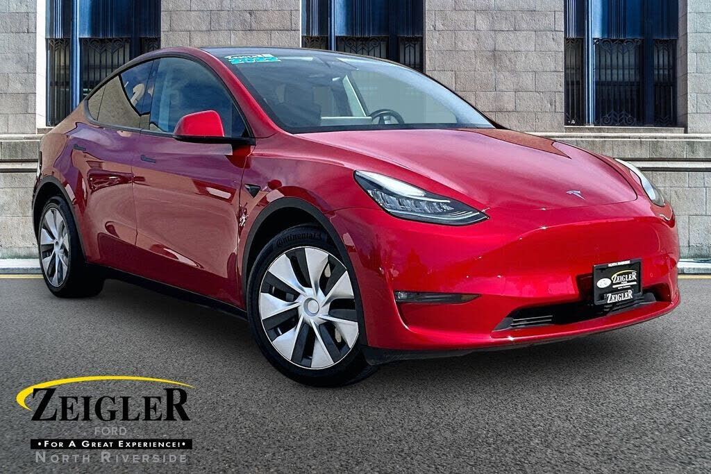 2022 TESLA Model Y